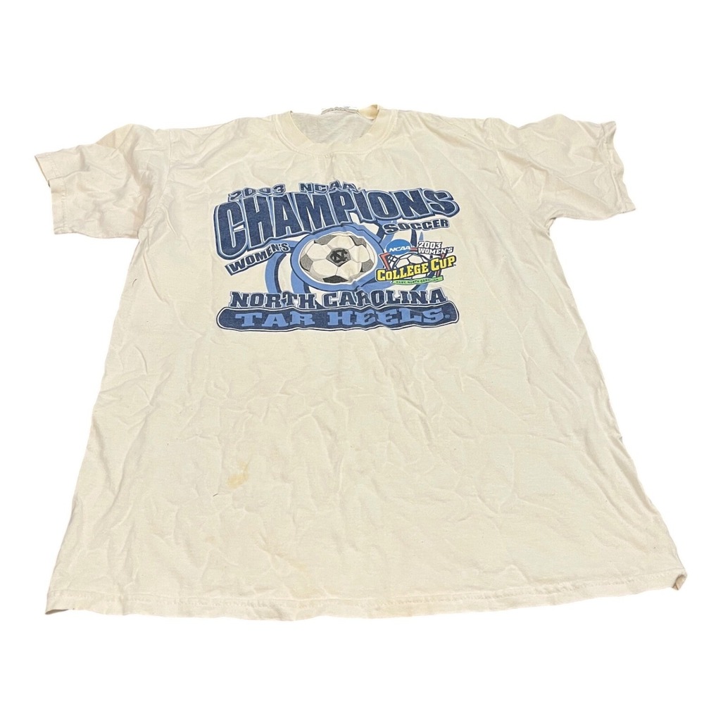 Tri-Lake Sportswear Unisex M Cream 2003 NCAA Women's Soccer UNC Tar Heels Tee